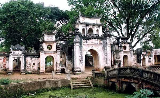 Tam quan chùa và ý nghĩa?