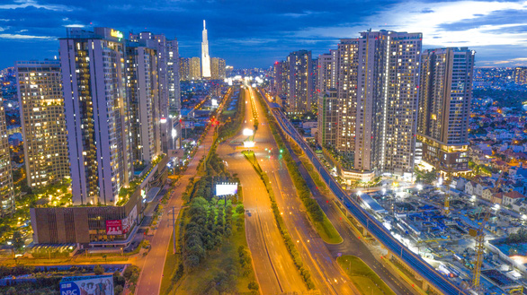 TPHCM tiếp tục giãn cách xã hội thêm 1 tháng