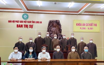 Hai đoàn Tăng Ni Phật giáo miền Bắc tiếp tục hỗ trợ tuyến đầu chống dịch tại miền Nam