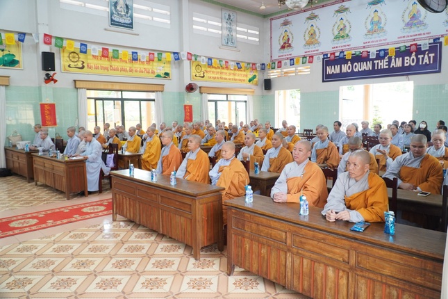 Quang cảnh buổi Lễ tốt nghiệp Lớp Cao đẳng Phật học khóa VI và tổng khai giảng năm học mới 2025-2026