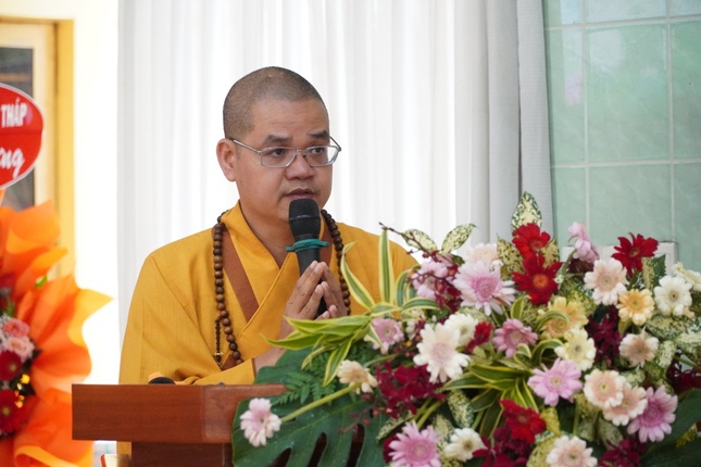 Đại đức Thích Huệ Phát, Trưởng ban Tổ chức phát biểu khai mạc buổi lễ