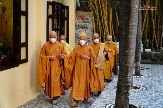 Trưởng lão Hòa thượng Quyền Pháp chủ tảo tháp Tổ sư, tưởng niệm Đại lão Hòa thượng Thích Trí Tịnh ảnh 9