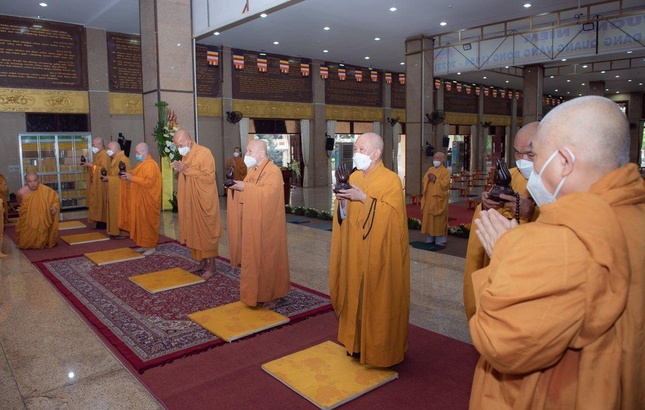 Hệ phái Khất sĩ tổ chức lễ tưởng niệm 68 năm Tổ sư Minh Đăng Quang vắng bóng ảnh 2