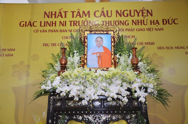 TP.HCM: Ban Trị sự Phật giáo quận Bình Thạnh viếng tang Ni trưởng Thích nữ Như Đức