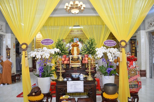 TP.HCM: Ban Trị sự Phật giáo quận Bình Thạnh viếng tang Ni trưởng Thích nữ Như Đức ảnh 15