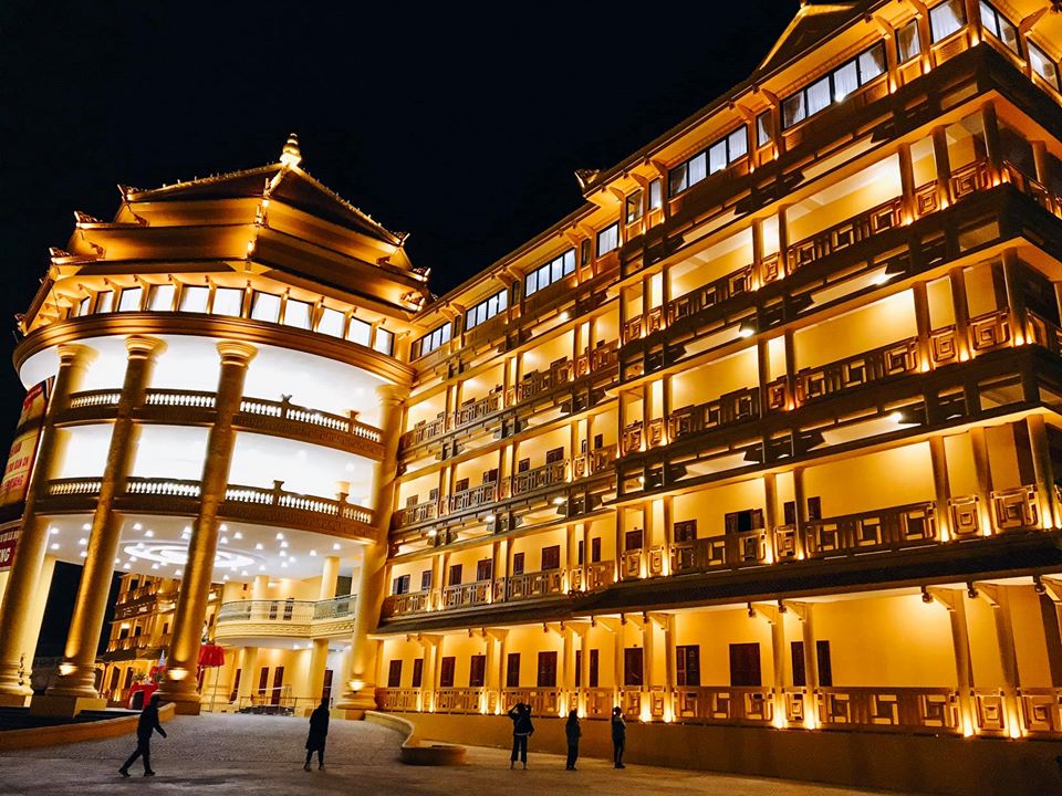 Ghé thăm Học viện Phật Giáo Việt Nam đẹp lung linh gần Hà Nội