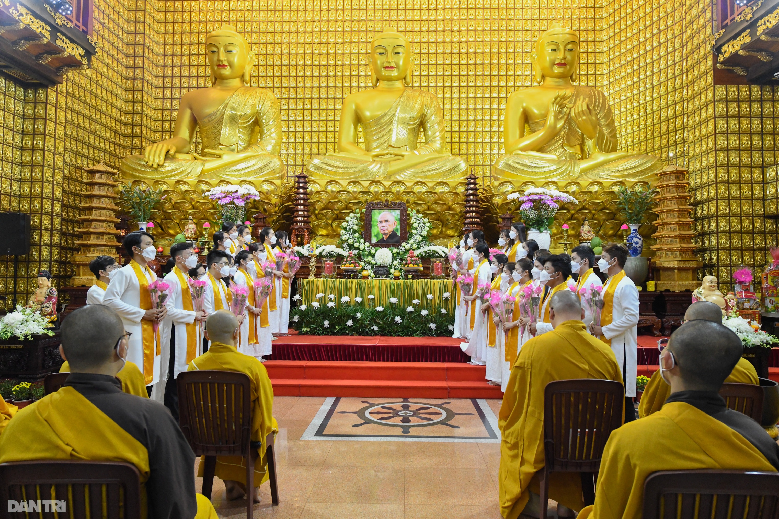 Tăng ni, phật tử TPHCM tưởng niệm Thiền sư Thích Nhất Hạnh - 6