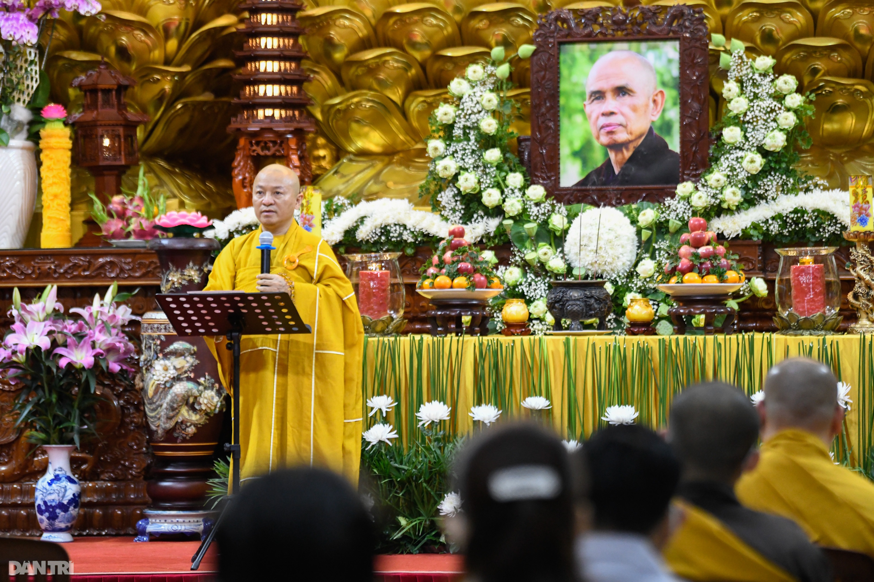 Tăng ni, phật tử TPHCM tưởng niệm Thiền sư Thích Nhất Hạnh - 2