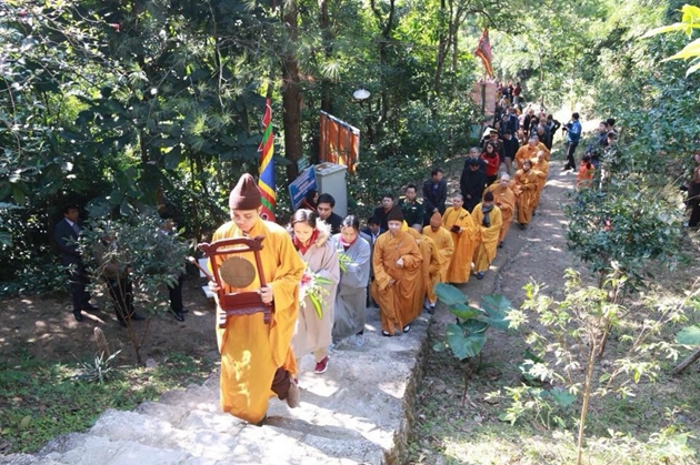 Về nơi Vua hóa Phật