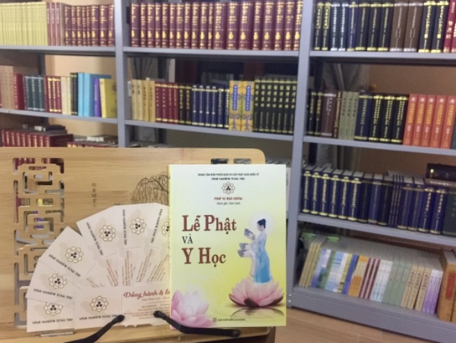 ‘Lễ Phật và Y Học’: Cuốn sách quý cho người học Phật