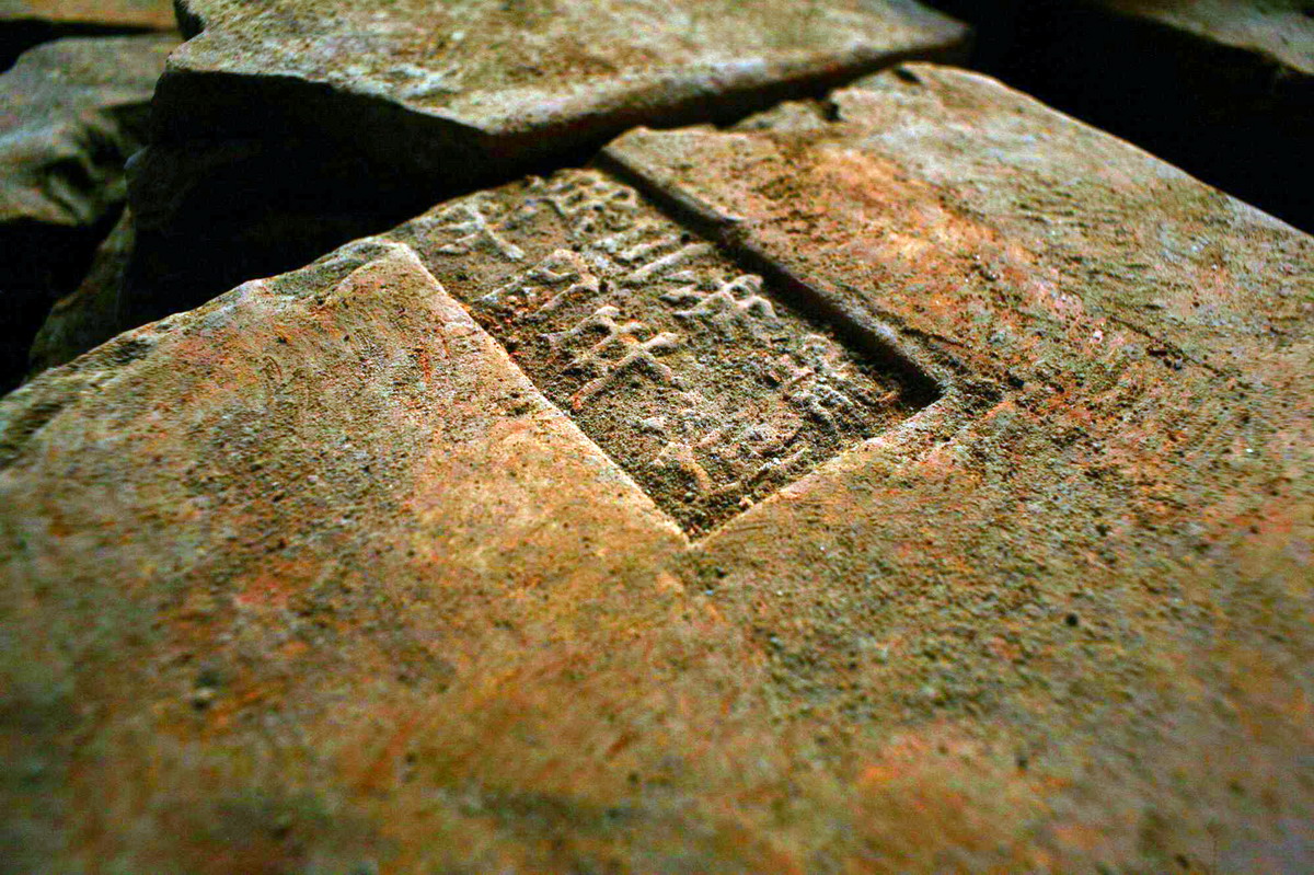 Tòa tháp cổ chùa Phật Tích khiến nhiều nhà khảo cổ kinh ngạc