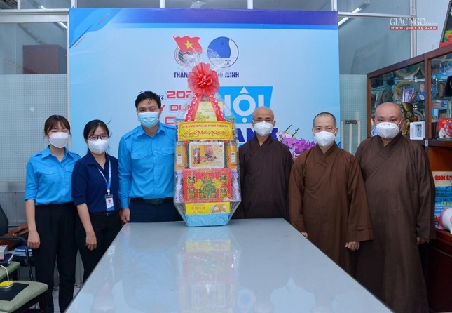 Ban Thường trực Ban Trị sự Phật giáo TP.HCM chúc Tết đến lãnh đạo Thành ủy và các cơ quan ảnh 8