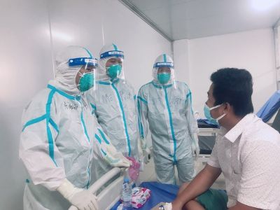 Xúc động những dòng nhật ký của các chư Tăng từ tâm dịch