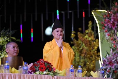 Phật giáo Quảng Ninh: Bà con bớt khổ là chúng tôi vui rồi!