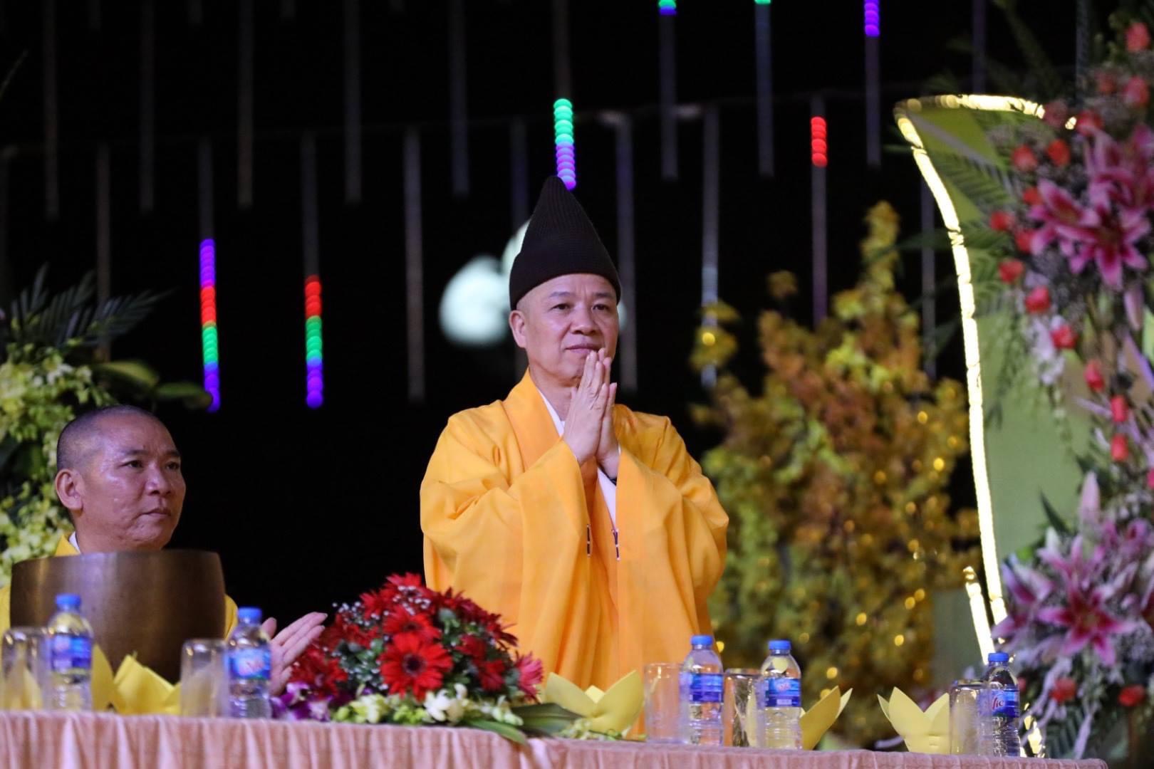 Phật giáo Quảng Ninh: Bà con bớt khổ là chúng tôi vui rồi!