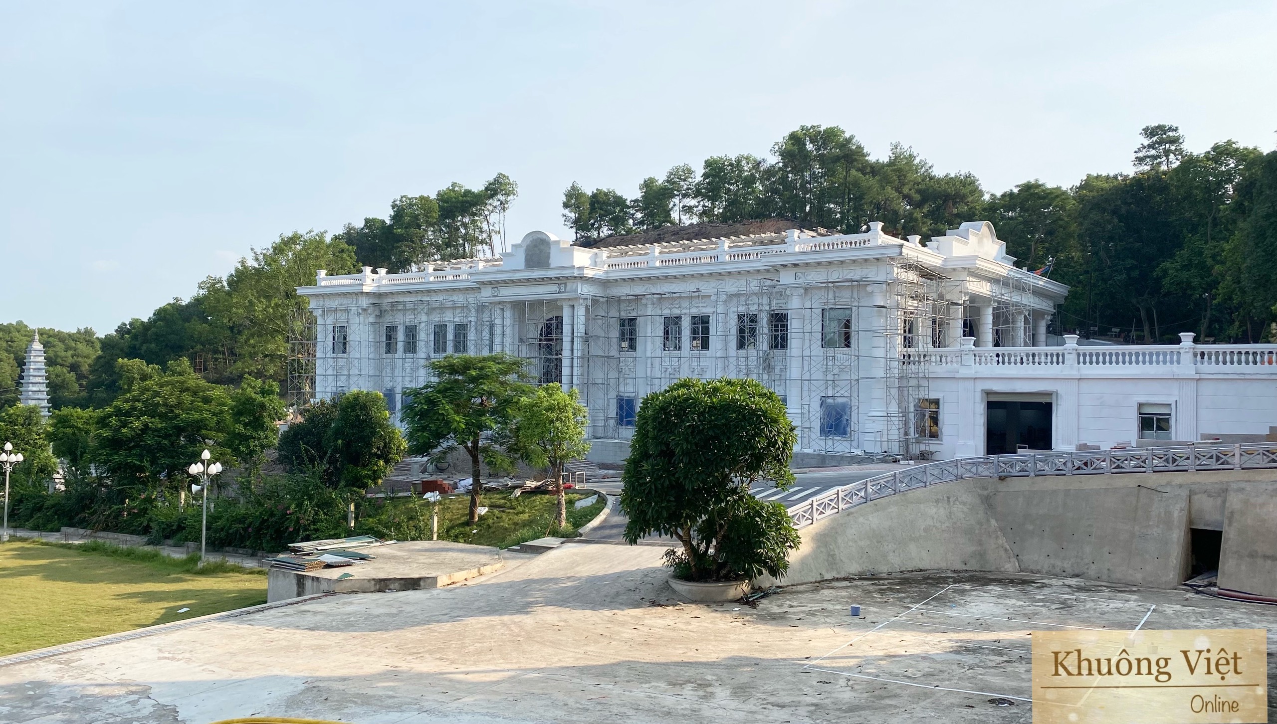 Trai đường Học viện Phật giáo Hà Nội hiện đại và đậm chất kiến trúc văn hoá Việt