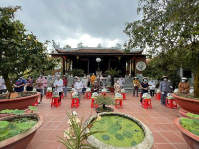 Tiền Giang: Chùa Sắc tứ Long An tặng quà từ thiện nhân dịp đầu năm mới 2022