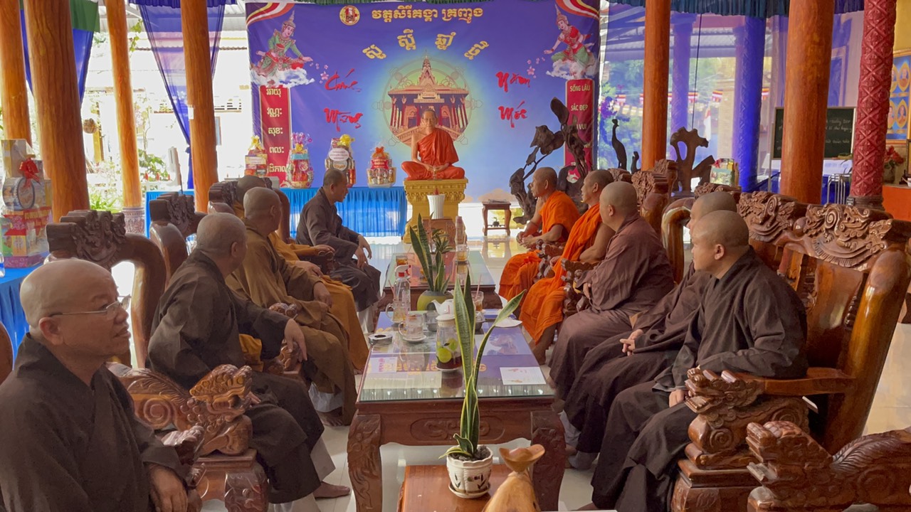 Kiên Giang: Ban Trị sự tỉnh chúc tết Chôl Chnăm Thmây đến chư Tôn đức Phật giáo Nam tông Khmer