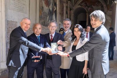 “Tình thương” là hành trình tìm về cội nguồn văn hóa của mỗi dân tộc.