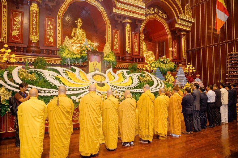 Quảng Ninh: Đại lễ tưởng niệm 716 năm ngày Đức Phật hoàng Trần Nhân Tông nhập Niết-bàn